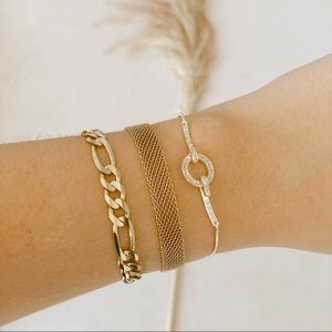 14k Solid Gold 8.5” Unisex Bracelet | Real C
Bracelet  | 8.5” Figaro Chain